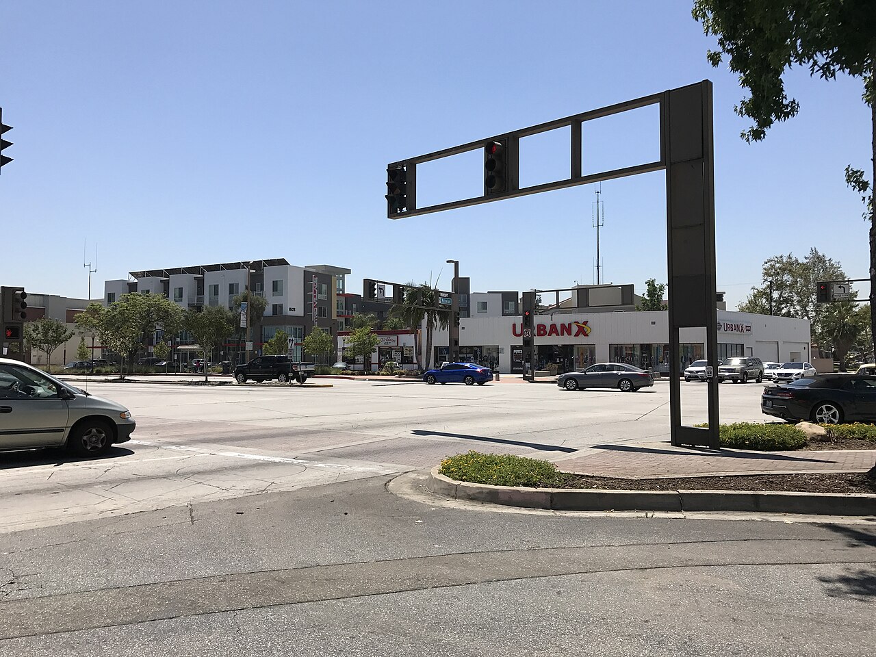 Baldwin Park real estate and local area feature