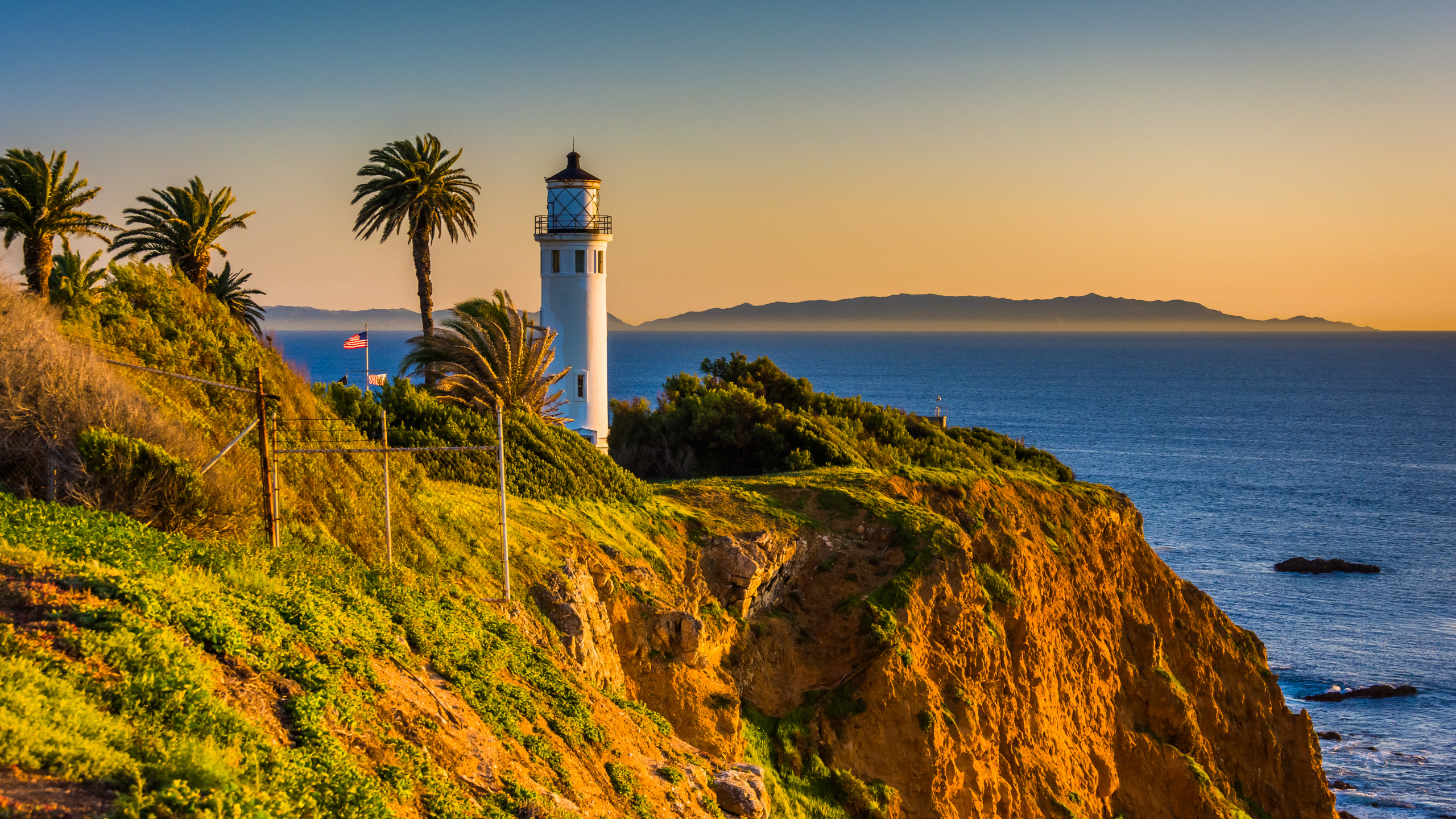 Point Vicente Lighthouse and Palos Verdes coastline at sunset